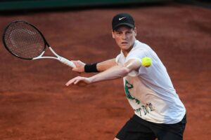 Янник Синнер демонстрирует оптимизм и честную игру в ответ на вызовы WADA yannik sinner demonstriruet optimizm i chestnuyu igru v otvet na vyzovy -lessontime-ru-174652326500-0