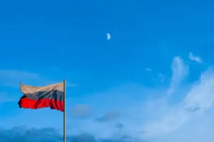 rossiya i czru obsuzhdayut novyj vitok peregovorov po ukraine-lessontime-ru-174873872700-0