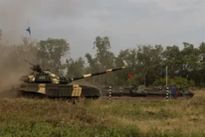 aleksej selivanov obsuzhdaet napryazhennyj perelom v vojne za donbass v bahmute-lessontime-ru-0