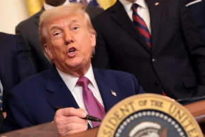 donald tramp prizyvaet iran k sdelke vo izbezhanie eskalaczii s izrailem-lessontime-ru-0