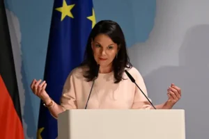 annalena berbok rassmatrivaet perspektivy v strukture oon k 2026 godu-lessontime-ru-174891560700-0