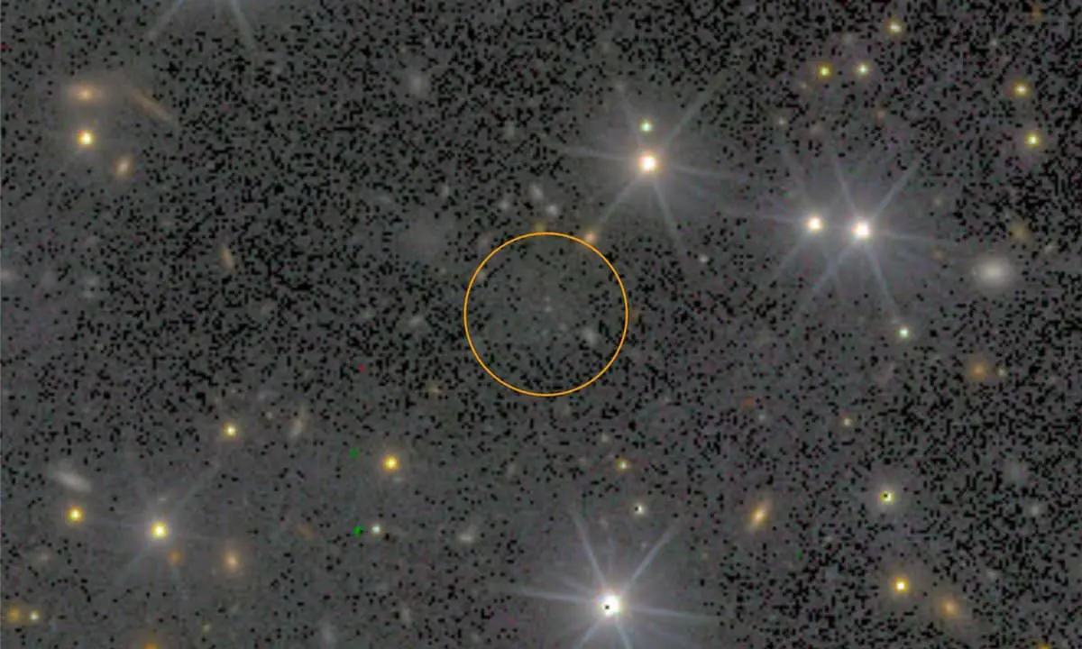 Dayi Li из Университета Торонто и «Хаббл» открывают Candidate Dark Galaxy-2 в Abell 426-0