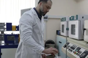 КБГУ продвигает легкие полимеры PEEK и PPSU в авто, авиацию и медицину kbgu prodvigaet legkie polimery i v avto aviacziyu i mediczinu-lessontime-ru-0