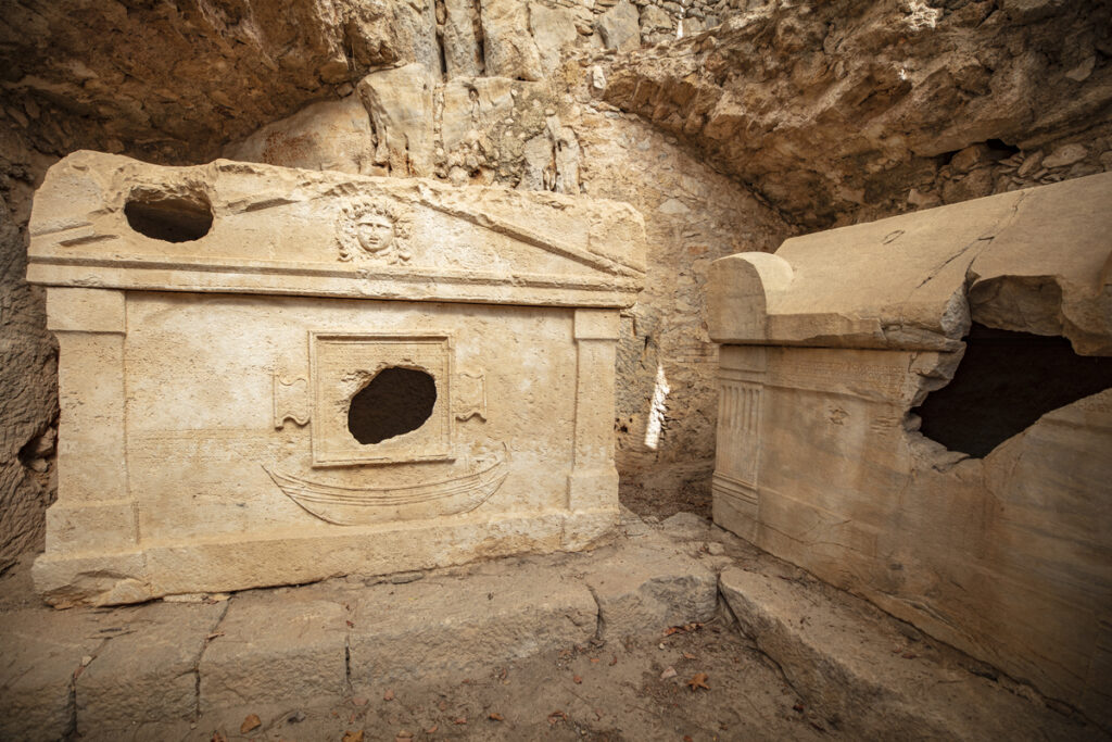 Королевская гробница