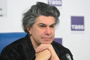 Николай Цискаридзе обсуждает фильм «Анора» и успех Майки Мэдисон на «Оскаре» nikolaj cziskaridze obsuzhdaet film anora i uspeh majki medison na oskare-lessontime-ru-174877484100-0