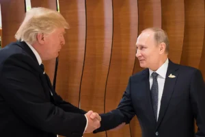 peskov raskryl tajny vozmozhnoj vstrechi vladimira putina i donalda trampa-lessontime-ru-174894864100-0