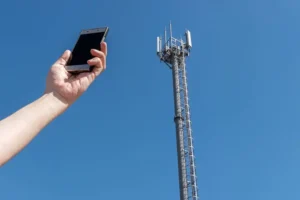 proekt minczifry i gosdumy uluchshit svyaz v novostrojkah strany-lessontime-ru-0