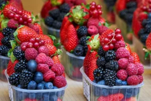 Секреты выбора идеальных ягод от экспертов Дмитрия Куликова и Сергея Колунова sekrety vybora idealnyh yagod ot ekspertov dmitriya kulikova i sergeya kolunova-lessontime-ru-174887444600-0