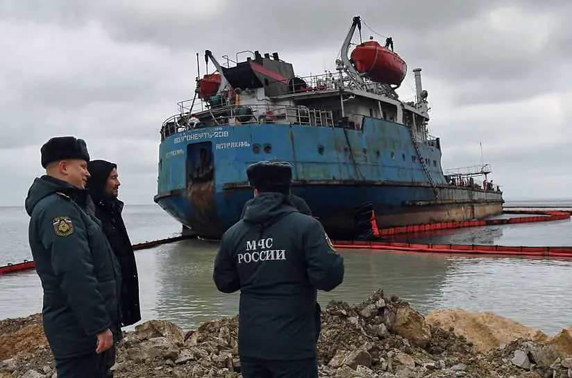 Ликвидация последствий выброса нефтепродуктов на побережье Черного моря