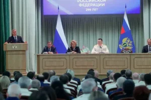 vyacheslav volodin vysoko oczenil zaslugi genprokuratury rf i sotrudnikov-lessontime-ru-0