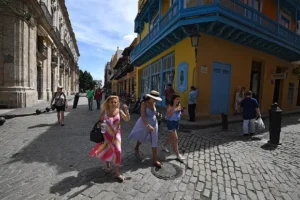 Анна Белисс рассказывает об отдыхе на Кубе, включая Кайо-Коко и остров свободы anna beliss rasskazyvaet ob otdyhe na kube vklyuchaya kajokoko i ostrov svobody-lessontime-ru-0