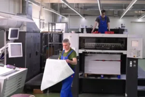 Паслер, Ивачев и кандидаты получили мощную поддержку СМИ на выборах pasler ivachev i kandidaty poluchili moshhnuyu podderzhku smi na vyborah-lessontime-ru-0