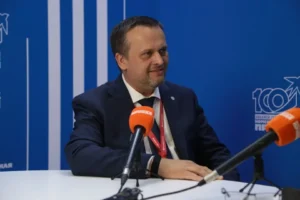 Путин назначает Никитина для цифрового развития транспорта России putin naznachaet nikitina dlya czifrovogo razvitiya transporta rossii-lessontime-ru-0