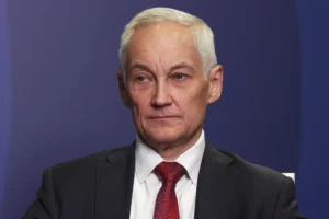 Андрей Белоусов отметил подвиг 98-й гвардейской дивизии в боях за Часов Яр andrej belousov otmetil podvig 98j gvardejskoj divizii v boyah za chasov yar-lessontime-ru-0