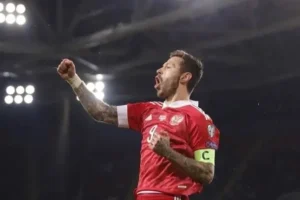 Федор Смолов объяснил, как его команда решает текущую ситуацию fedor smolov obyasnil kak ego komanda reshaet tekushhuyu situacziyu-lessontime-ru-0