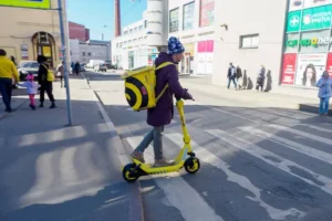 Петр Шкуматов работает с Дептрансом Москвы над оптимизацией трафика. petr shkumatov rabotaet s deptransom moskvy nad optimizacziej trafika-lessontime-ru-0