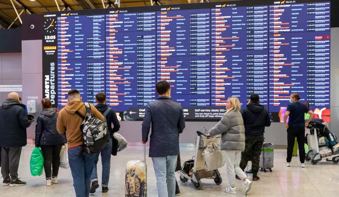 "Полететь сможет не каждый": жесткое решение авиакомпаний грозит печальным исходом