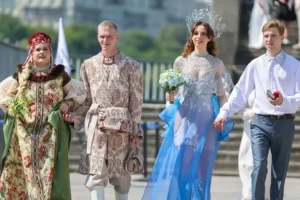 v czentre rossiya proshlo yarkoe sobytie s uchastiem  nansi i sidorova-lessontime-ru-0