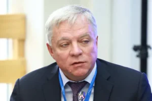 vklad andreya badalova v itindustriyu i razvitie kompanij transneft i rosteh-lessontime-ru-0
