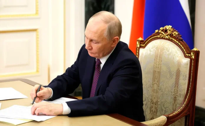 vladimir putin obyavil o kadrovyh izmeneniyah v gu mvd moskvy i silovyh strukturah-lessontime-ru-0