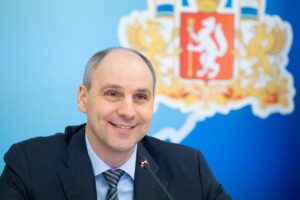 Денис Паслер: в Екатеринбурге откроются новые учреждения denis pasler shkoly