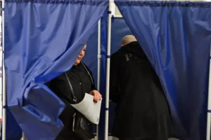 Рустам Минниханов и Александр Цыбульский уверенно лидируют в гонках за пост губернатора rustam minnihanov i aleksandr czybulskij uverenno lidiruyut v gonkah za post gubernatora-lessontime-ru-0