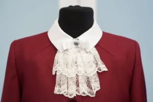 Бондаренко А.А. оштрафована за сравнение формы Минпросвещения с нацистской bondarenko aa oshtrafovana za sravnenie formy minprosveshheniya s naczistskoj-lessontime-ru-0