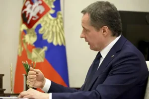 Вячеслав Гладков поддерживает команду Андрей Дятлов и будущее приграничья vyacheslav gladkov podderzhivaet komandu andrej dyatlov i budushhee prigranichya-lessontime-ru-0