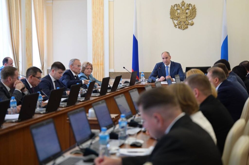 Денис Паслер: повышение зарплат