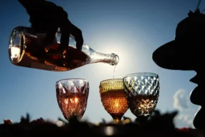 filipp sotnichuk otmetil chto rost krepkogo alkogolya raduet rynok-lessontime-ru-0