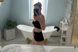 Ида Галич и ее сын Леон испытывают материнское счастье и любовь к себе ida galich i ee syn leon ispytyvayut materinskoe schaste i lyubov k sebe-lessontime-ru-0