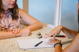 Марина Хадина и Дмитрий Корнеев делятся секретами успешного трудоустройства marina hadina i dmitrij korneev delyatsya sekretami uspeshnogo trudoustrojstva-lessontime-ru-0