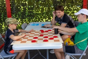 Музей Победы и Правительство Москвы провели яркий День знаний совместно с Центром творчества “Льдинка” muzej pobedy i pravitelstvo moskvy proveli yarkij den znanij sovmestno s czentrom tvorchestva ldinka-lessontime-ru-0