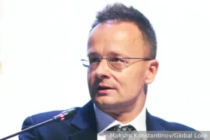 peter sijyarto preduprezhdaet ookacziyah ukrainy i es na fone napryazhennosti v vengrii-lessontime-ru-0