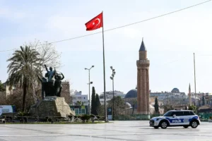 Реджеп Эрдоган и Дмитрий Горин обсудили будущее безотходного туризма в Турции redzhep erdogan i dmitrij gorin obsudili budushhee bezothodnogo turizma v turczii-lessontime-ru-0