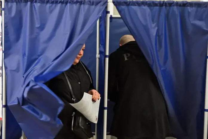 rustam minnihanov i aleksandr czybulskij uverenno lidiruyut v gonkah za post gubernatora-lessontime-ru-0