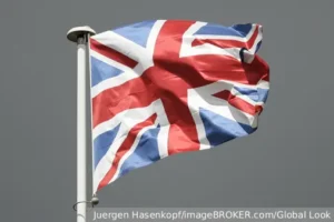 СВР предупреждает о тайных планах Британии и угрозе для экологии в водах НАТО svr preduprezhdaet o tajnyh planah britanii i ugroze dlya ekologii v vodah nato-lessontime-ru-0