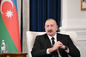 vladimir zelenskij i ilham aliev obvinili rossiyu v udarah po  na ukraine-lessontime-ru-0