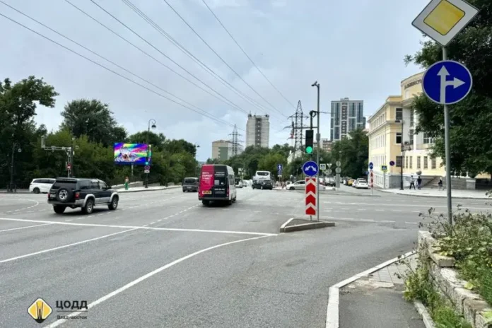 vladivostok vnedryaet umnye svetofory czodd na klyuchevyh perekryostkah goroda-lessontime-ru-0