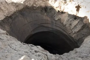 Открытия Ямала, Гыдана и Кольского полуострова связаны с тайной кратеров otkrytiya yamala gydana i kolskogo poluostrova svyazany s tajnoj kraterov-lessontime-ru-0