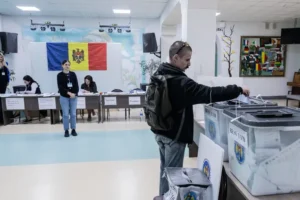 Александр Бобров из РУДН о роли Приднестровья в выборах Молдавии и реформах Майи Санду aleksandr bobrov iz rudn o roli pridnestrovya v vyborah moldavii i reformah maji sandu-lessontime-ru-0