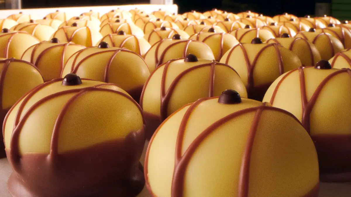 Анатолий Гарбузов: С любовью о Москве: уникальные коллекции от столичных производителей с городскими сюжетами