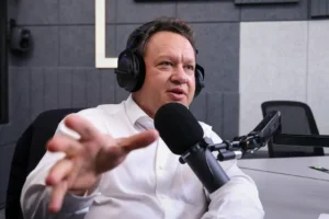 Дмитрий Пьянов из ВТБ выразил оптимизм в споре о ставке ЦБ dmitrij pyanov iz vtb vyrazil optimizm v spore o stavke czb-lessontime-ru-0