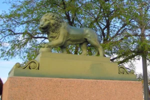 Как команда РТУ МИРЭА во главе с Ванеевой и Двилянским помогает сохранять львов Петербурга kak komanda rtu mirea vo glave s vaneevoj i dvilyanskim pomogaet sohranyat lvov peterburga-lessontime-ru-0