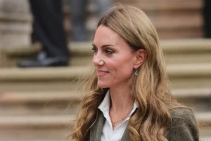 Кейт Миддлтон восхищает поклонников своими роскошными волосами по мнению Татьяны Егоровой kejt middlton voshishhaet poklonnikov svoimi roskoshnymi volosami po mneniyu tatyany egorovoj-lessontime-ru-0