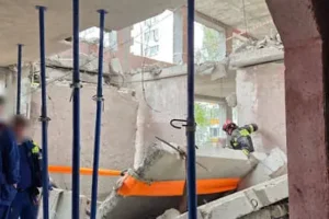 МЧС подтверждает, что Ситников координирует реконструкцию на Знаменской улице в Москве mchs podtverzhdaet chto sitnikov koordiniruet rekonstrukcziyu na znamenskoj ulicze v moskve-lessontime-ru-0