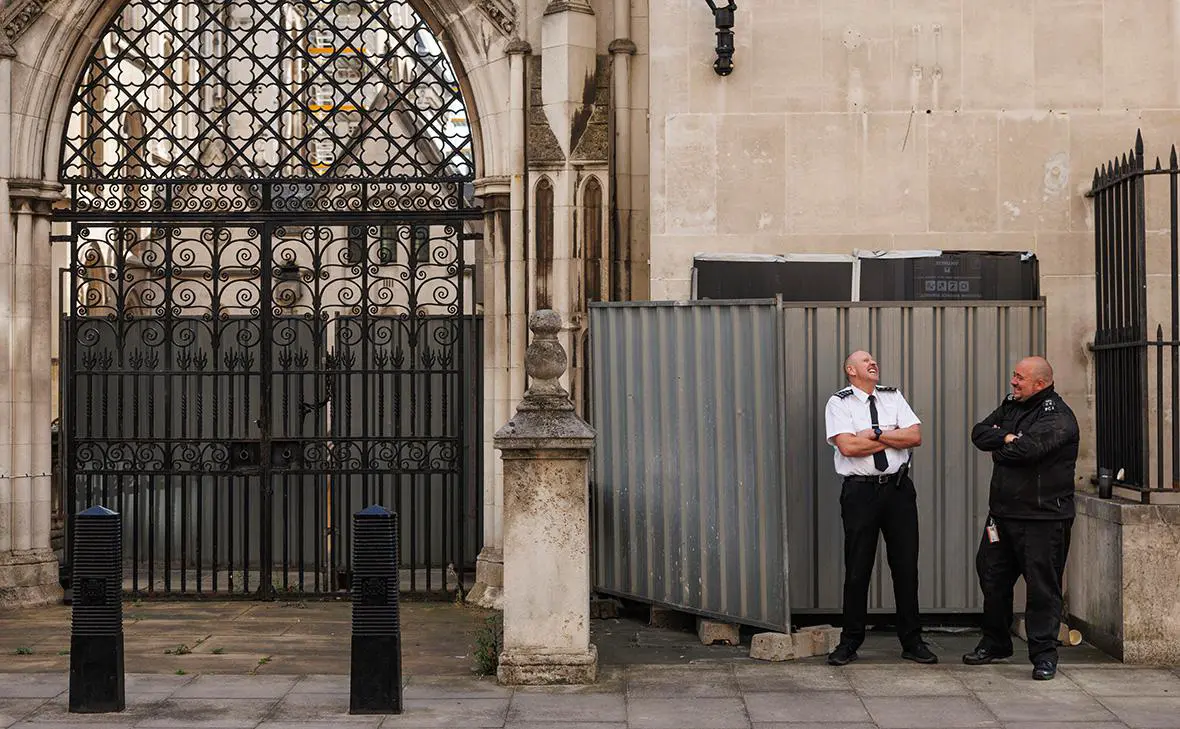 Обстановка у Королевского суда в Лондоне, Великобритания (Dan Kitwood / Getty Images)