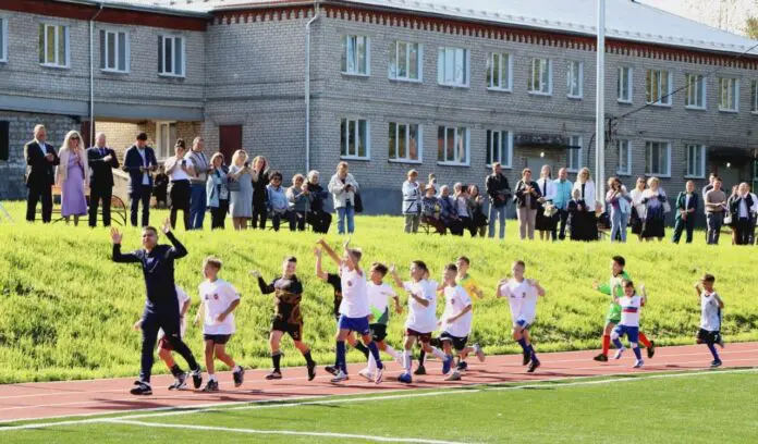 Олег Ряписов открыл новый стадион в Криулино и площадку в Нижнеиргиснком!-0