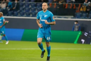 Ракицкий делится откровениями о Зените, возвращении в Шахтер и новом старте в Черноморце rakiczkij delitsya otkroveniyami o zenite vozvrashhenii v shahter i novom starte v chernomorcze-lessontime-ru-0