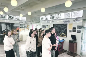 УрГПУ, Елена Карпушкина и поисковый отряд "Стикс" открывают новые грани истории педагогов urgpu elena karpushkina i poiskovyj otryad stiks otkryvayut novye grani istorii pedagogov-lessontime-ru-0